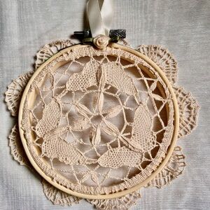 Country/Victorian Cluny Doily Hoop, Home Decor, 5 1/2”Round, Butterfly Doily